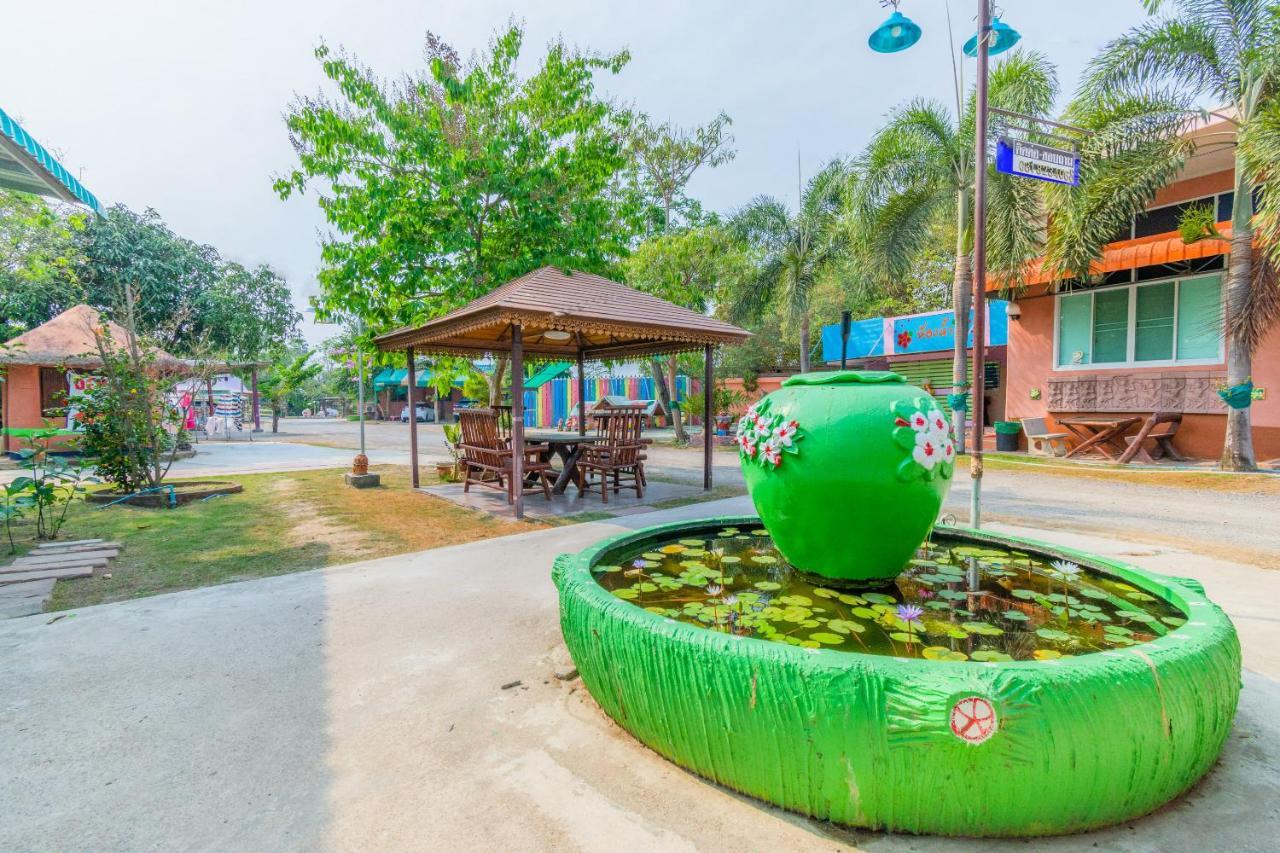 Oyo 712 Baandin Resort Phetchaburi Eksteriør bilde